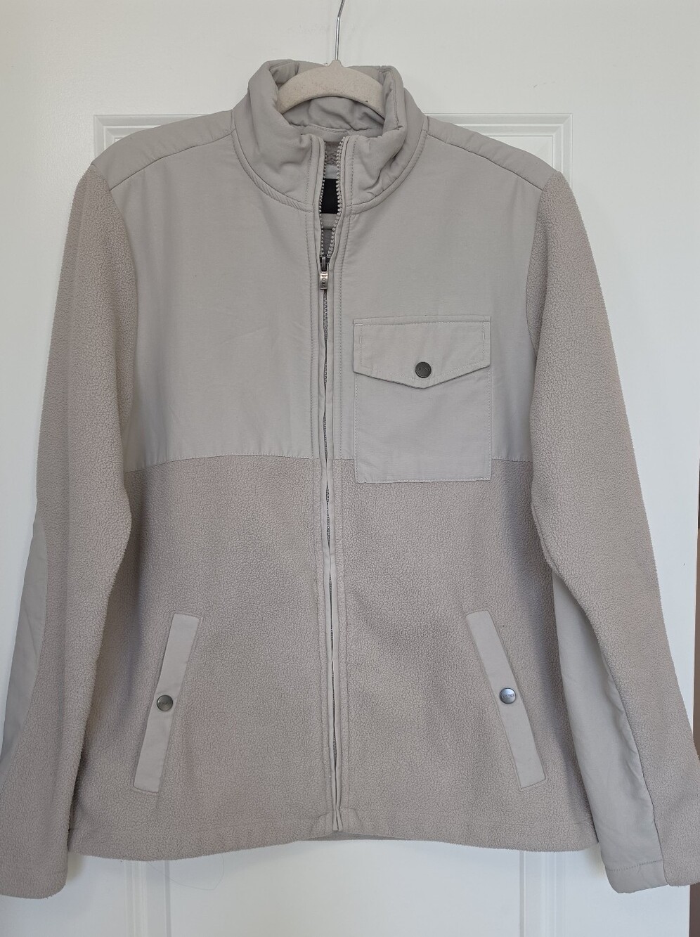Vuori Sherpa Fleece Jacket Women’s Medium Full Zip Gorpcore Outdoor Cozy Beige
